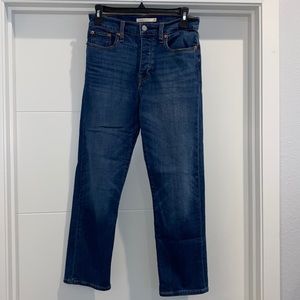 Levi’s Wedgie Straight Jeans